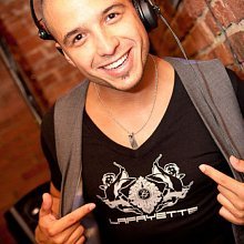 Celebrity Night DJ Lafayette feat. Moët