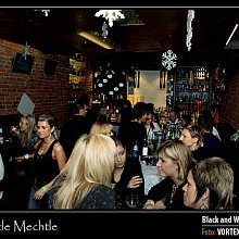 Black and White party