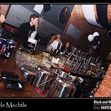 Black and White party