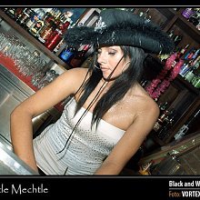 Black and White party