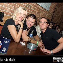 Black and White party