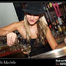 Black and White party