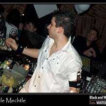 Black and White party