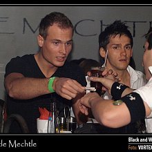 Black and White party